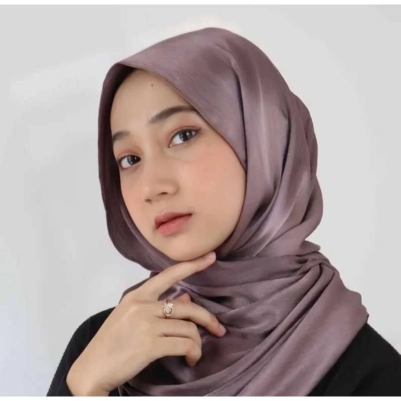 Pashmina Premium Satin Silk Malay